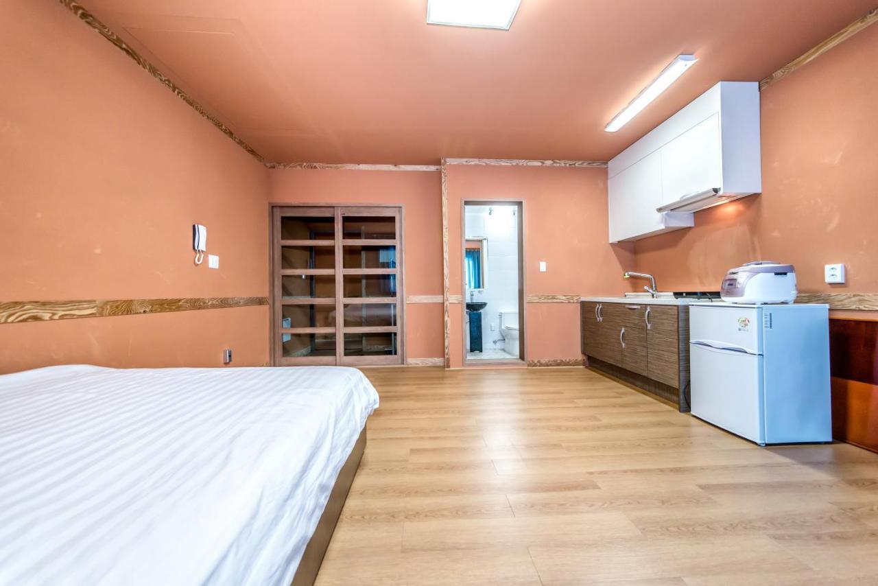 Lohas Pension Согвипхо Экстерьер фото