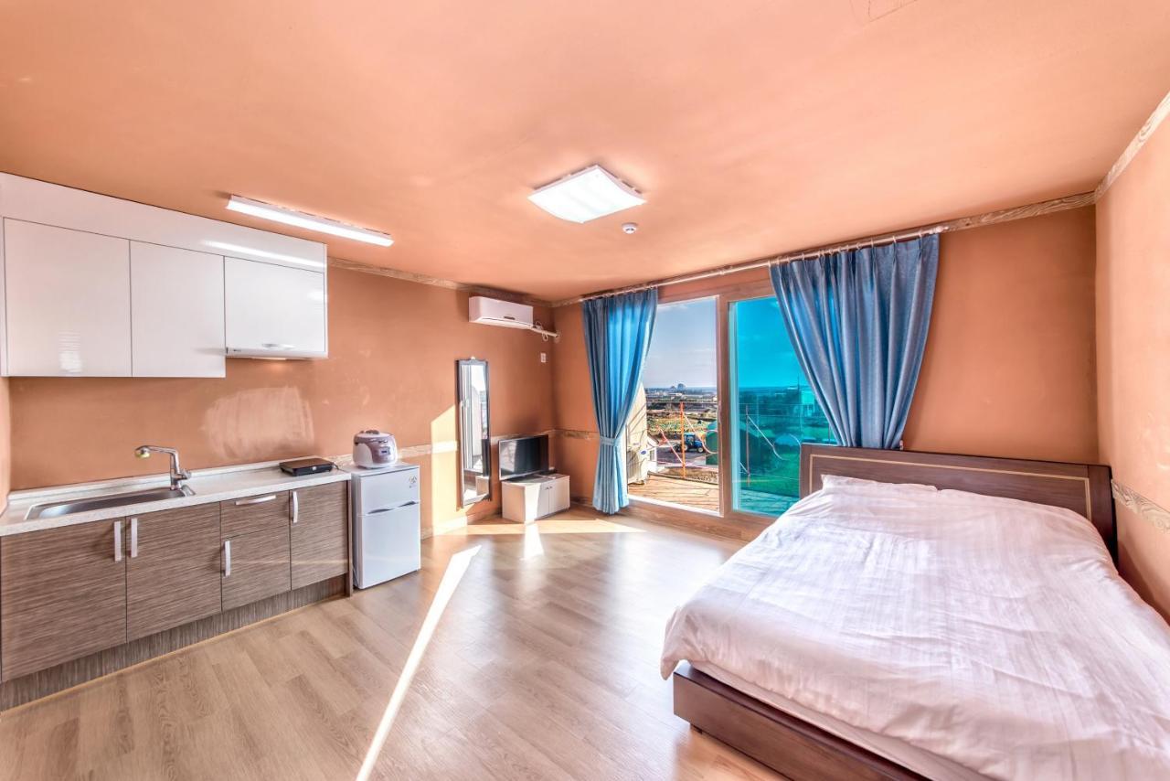 Lohas Pension Согвипхо Экстерьер фото