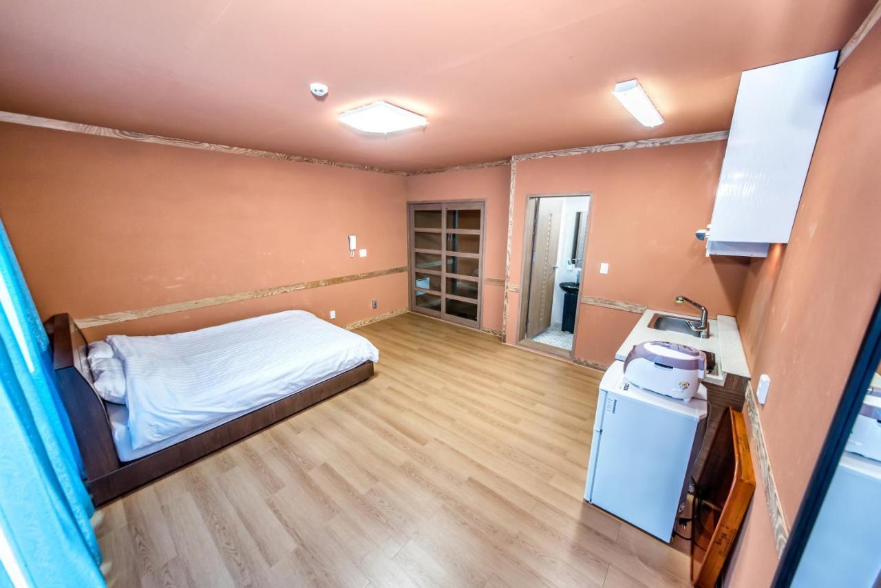 Lohas Pension Согвипхо Экстерьер фото
