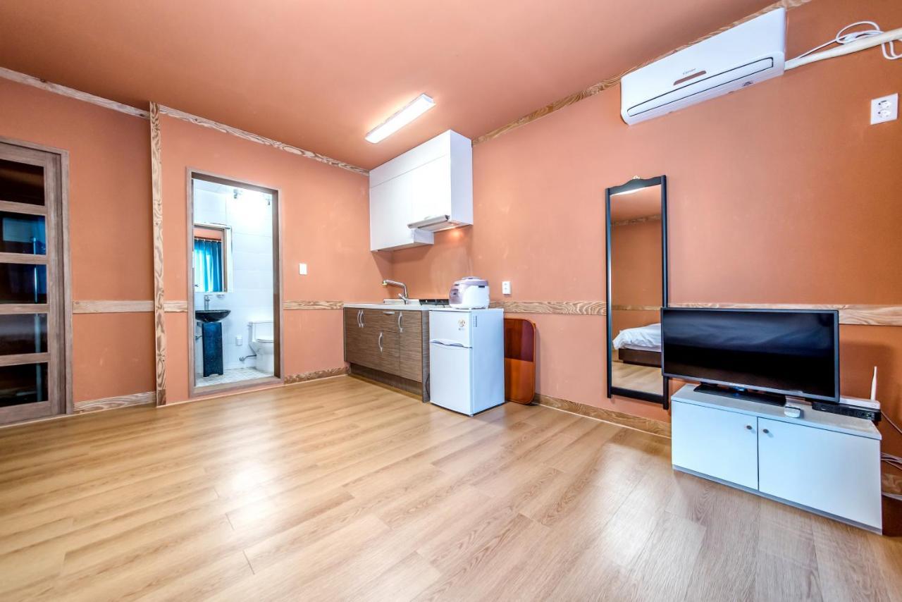 Lohas Pension Согвипхо Экстерьер фото