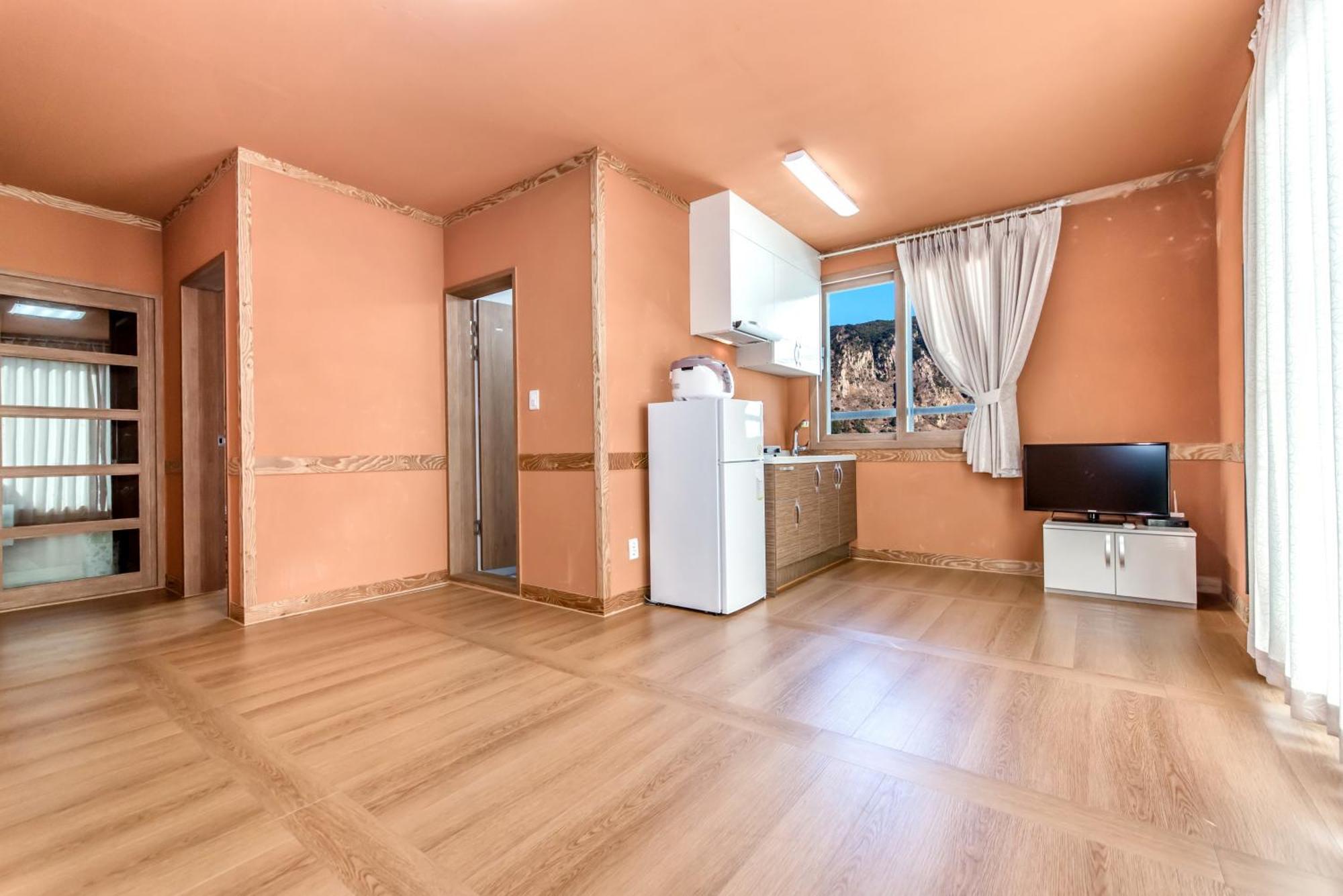Lohas Pension Согвипхо Экстерьер фото